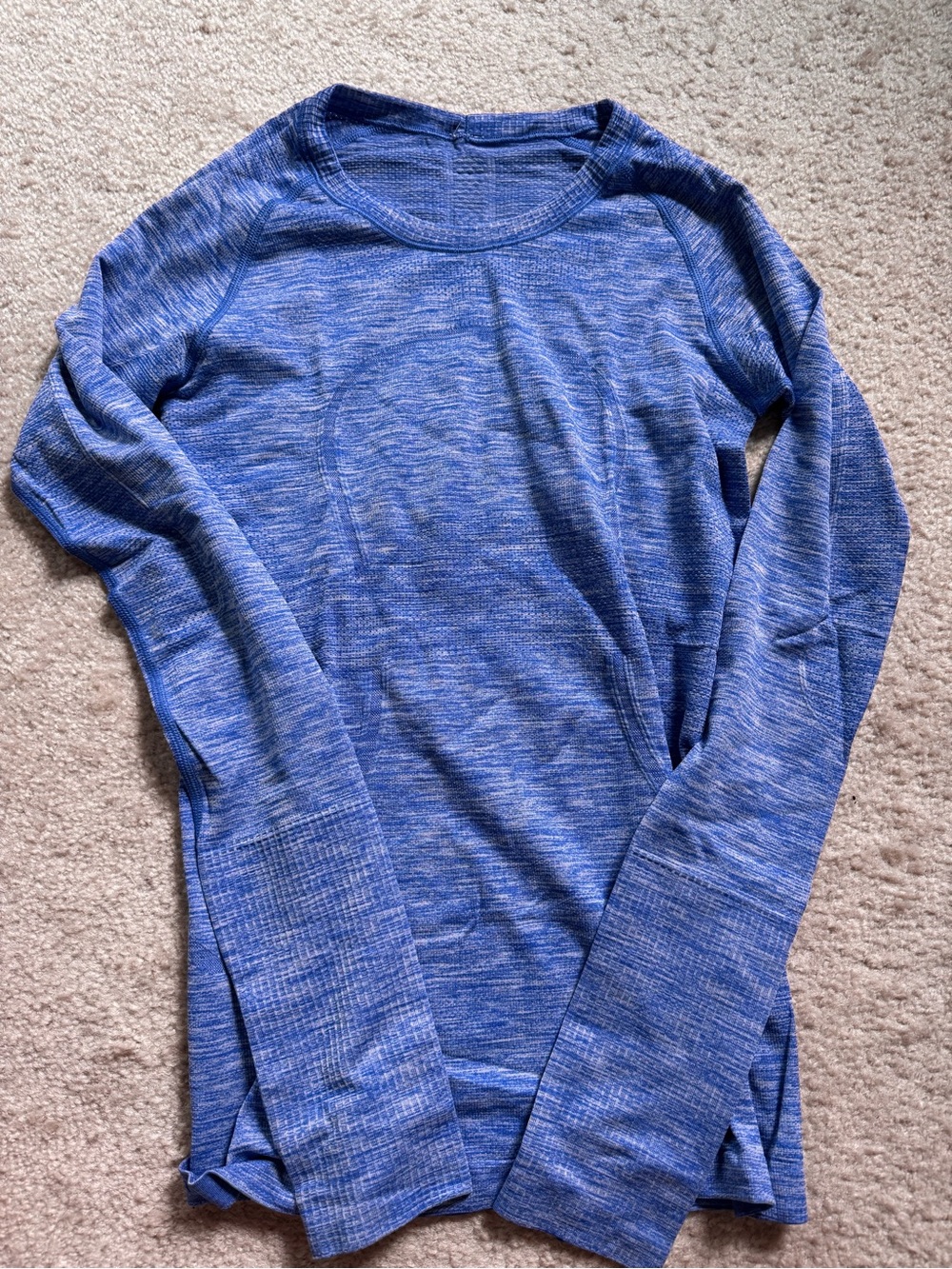 Lululemon Swiftly Tech Long Sleeve Crew
Space Dye Heathered Pigment Blue - Picture 2 of 4